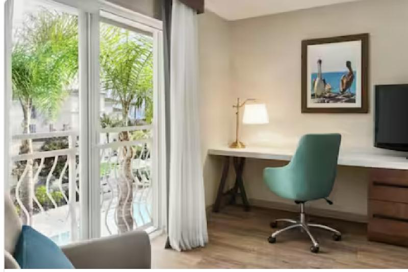 חדר סטנדרט, Pace Helvezia