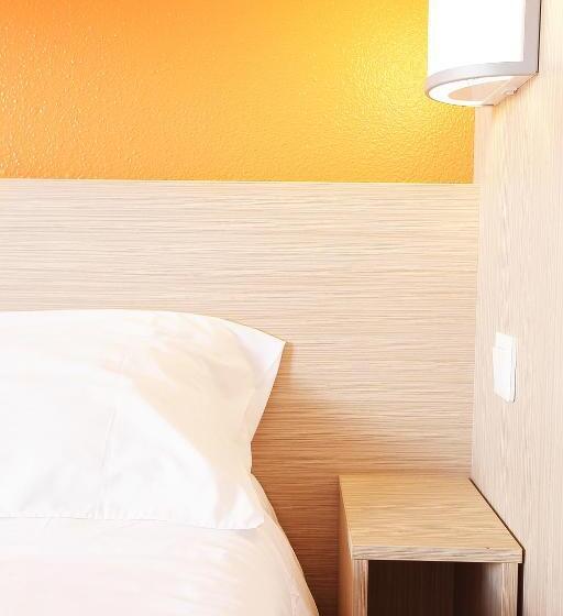 Номер Стандарт, Premiere Classe St Brieuc Tregueux