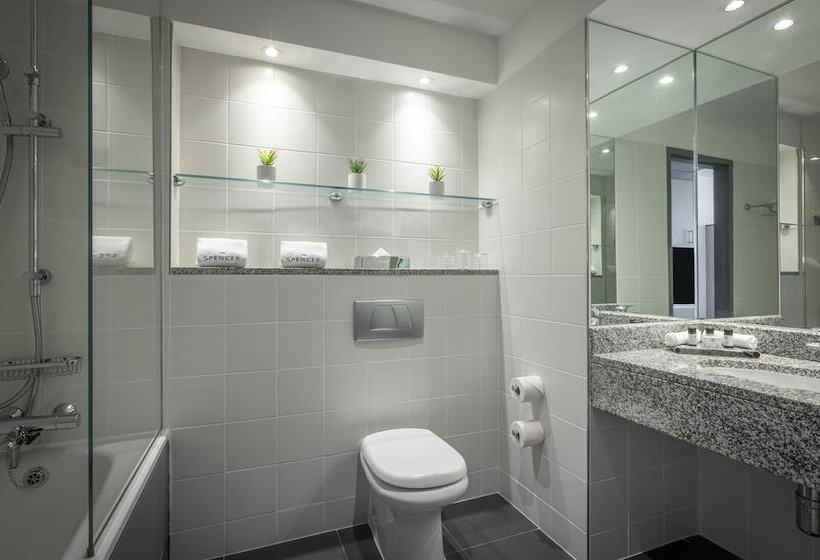 高级大房间, The Spencer