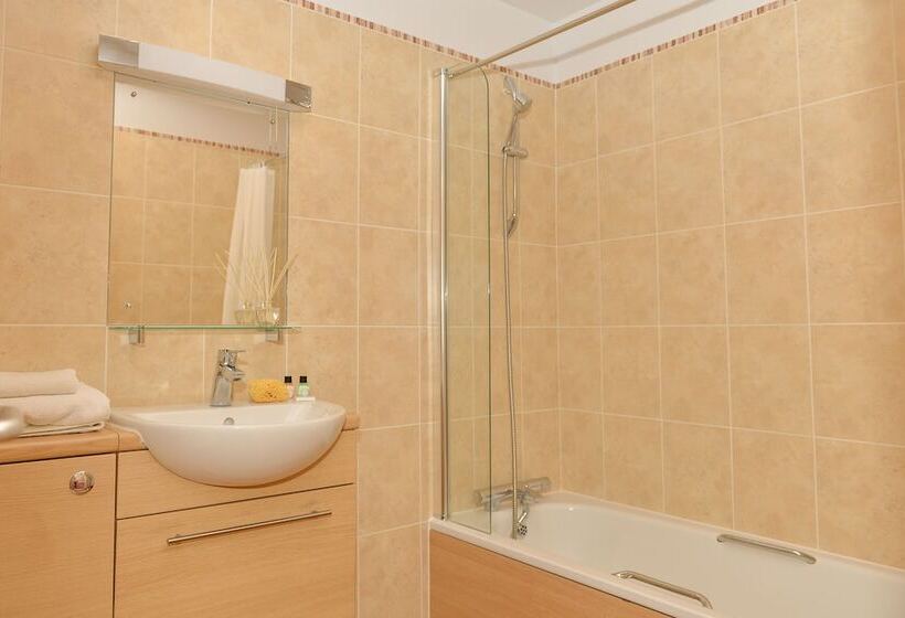 جناح جونيور, Wherry