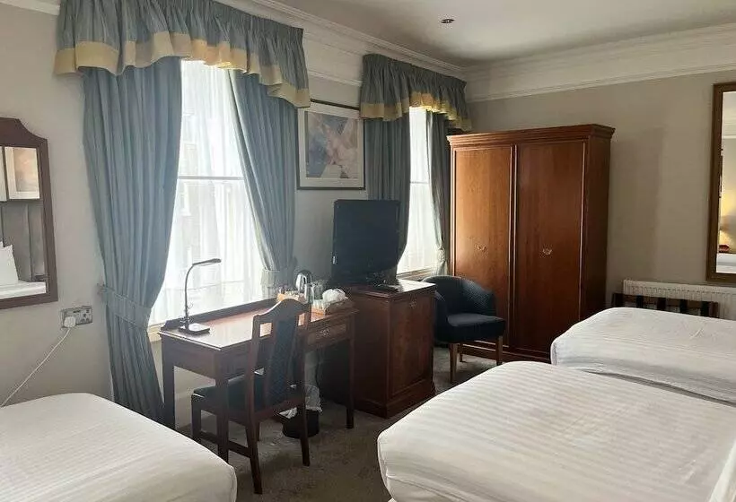 スタンダードトリプルルーム, Staunton Hotel   B&b