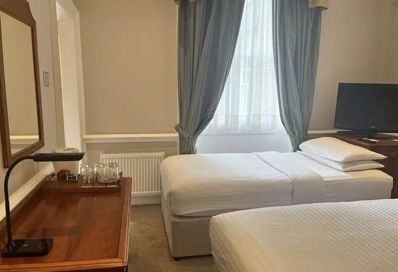 スタンダードトリプルルーム, Staunton Hotel   B&b