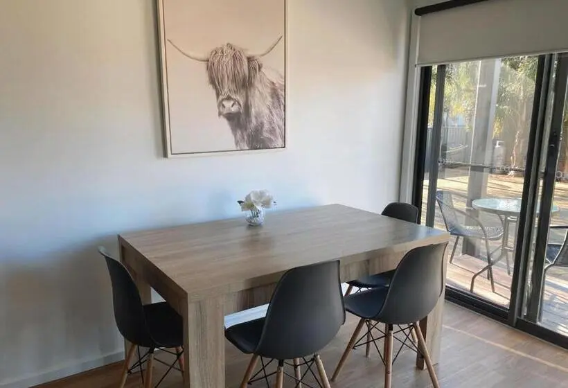 １ベッドルームアパートメント, Bundalong Villas
