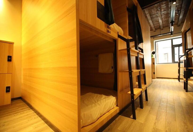 Кровать в Общей Комнате, Lijiang Desti Youth Park Hostel