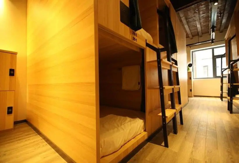 ルームシェアのワンベッド, Lijiang Desti Youth Park Hostel
