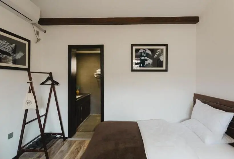 デラックスルーム, Lijiang Desti Youth Park Hostel