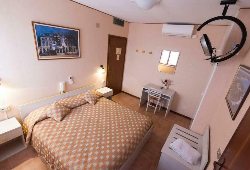 غرفة قياسية, Al Cavallino Bianco