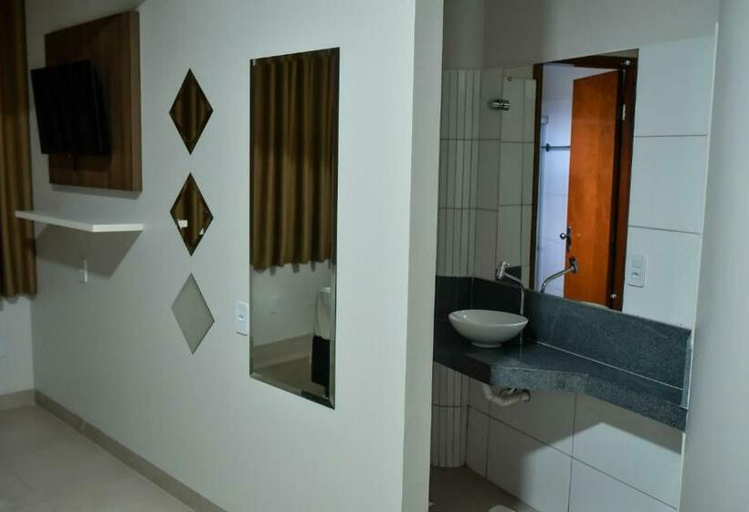 수피리어 스위트, Tangará