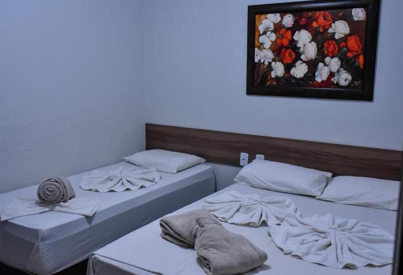 이코노미 트리플 룸, Tangará