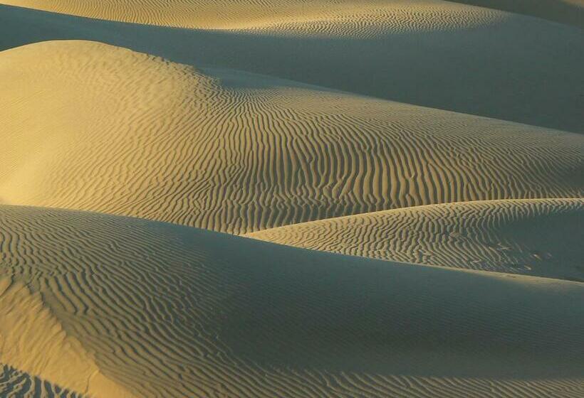 Deluxe Rum, Ganesh Guest House