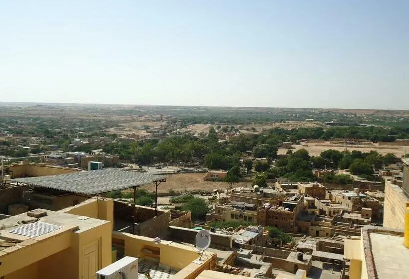 اتاق لوکس یک تخته, Ganesh Guest House