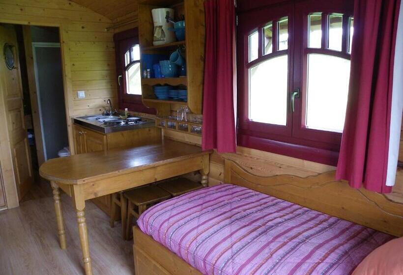 חדר סטנדרט, Les Roulottes Des Korrigans