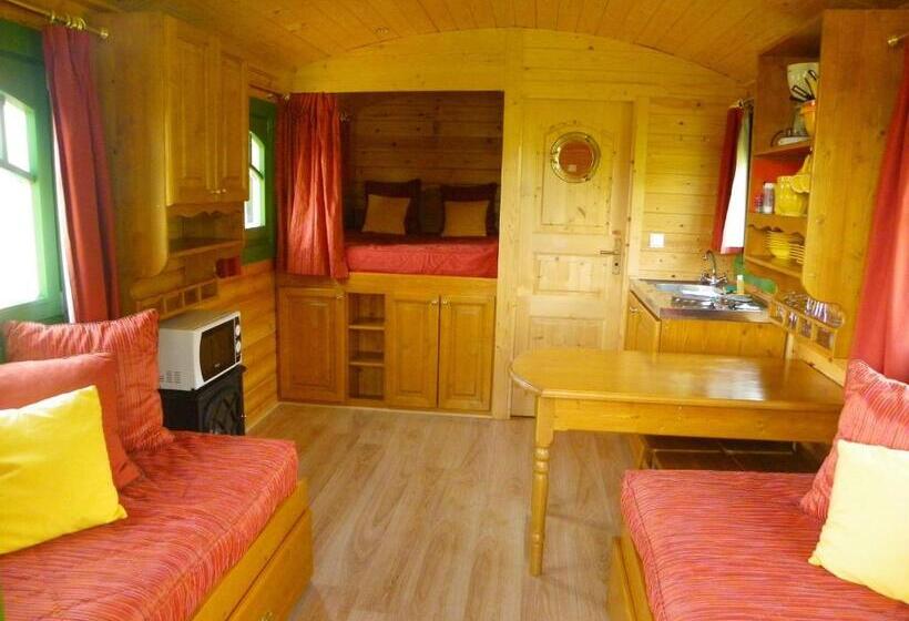 חדר סטנדרט, Les Roulottes Des Korrigans