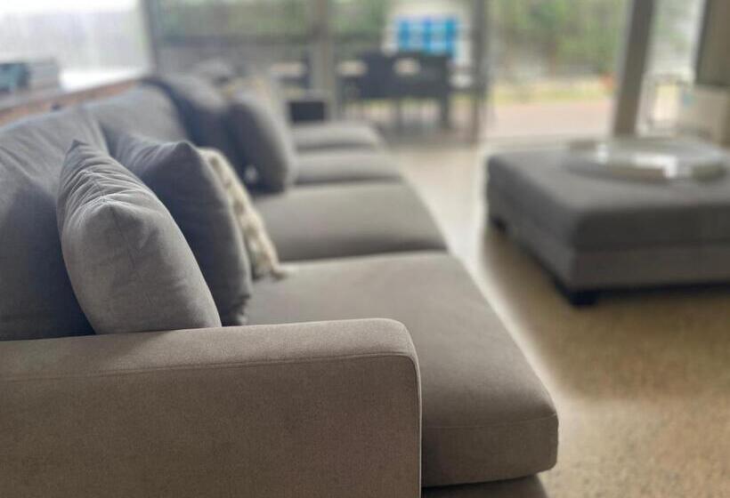 בית, 4 חדרי שינה, Margaret River Beach Houses