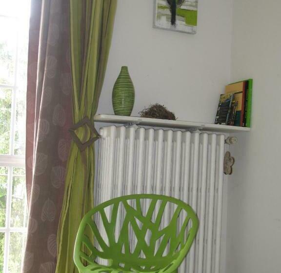 غرفة قياسية, Les Chambres De L Ile