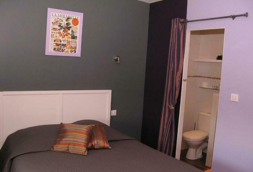 غرفة عائلية, Les Chambres De L Ile