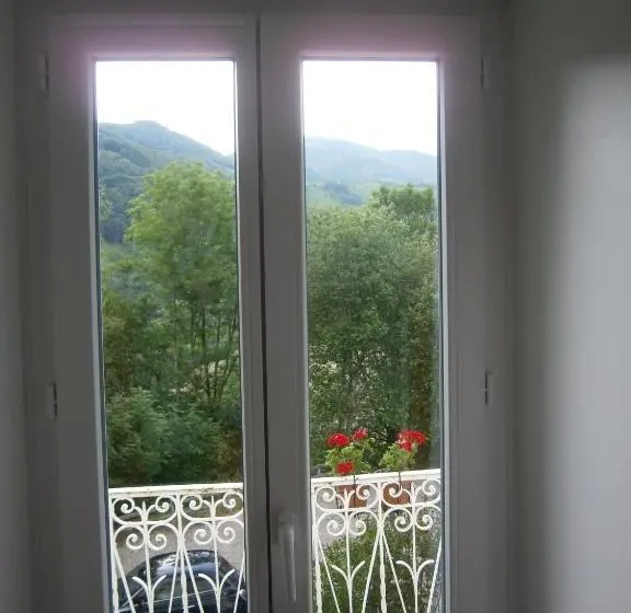 Standard Værelse m. Balkon, Les Sources