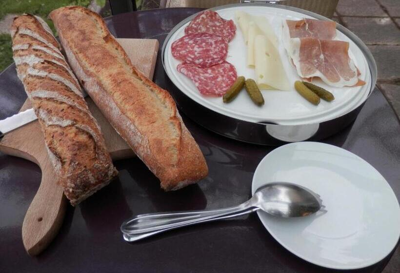 اتاق سوپریور, Bordeaux Cosy B&b