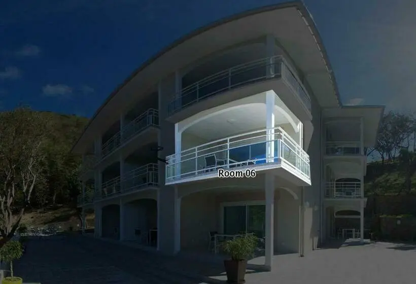 اتاق لوکس با چشم‌انداز دریا, Hôtel Bois Joli