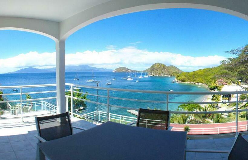 اتاق لوکس با چشمانداز دریا, Hôtel Bois Joli