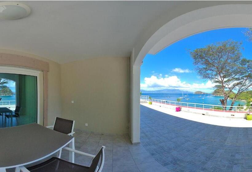 اتاق استاندارد با تخت بزرگ برای معلولان, Hôtel Bois Joli