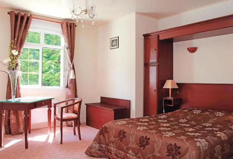 スタンダードルーム, Logis Hôtel & Restaurant Le Château Des Tourelles