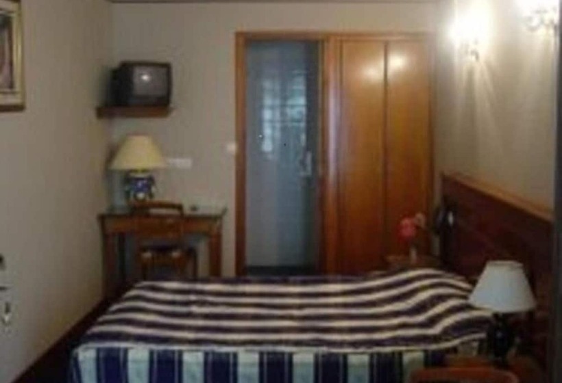 스탠다드 싱글 룸, Logis Hôtel & Restaurant   Le Château Des Tourelles