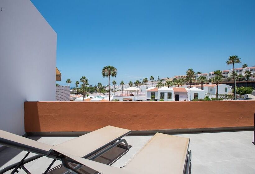 דירת שני חדרים, Haciendas IV