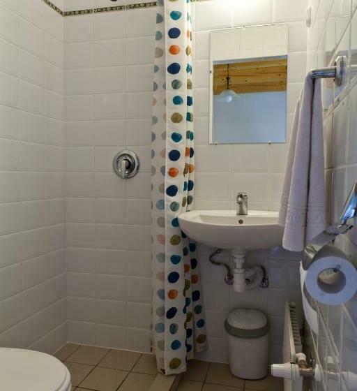 غرفة قياسية, Nyitott Kapu Vendégház