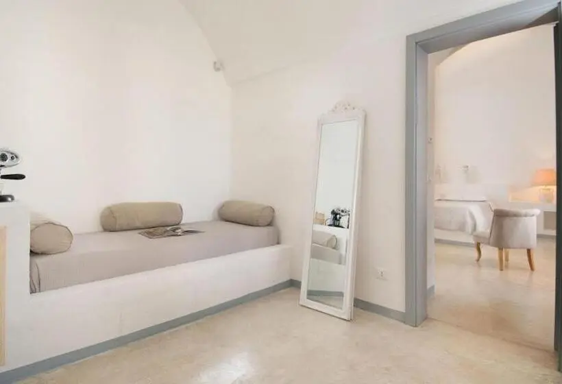 キングサイズベッドのデラックスルーム, Masseria Spesseto