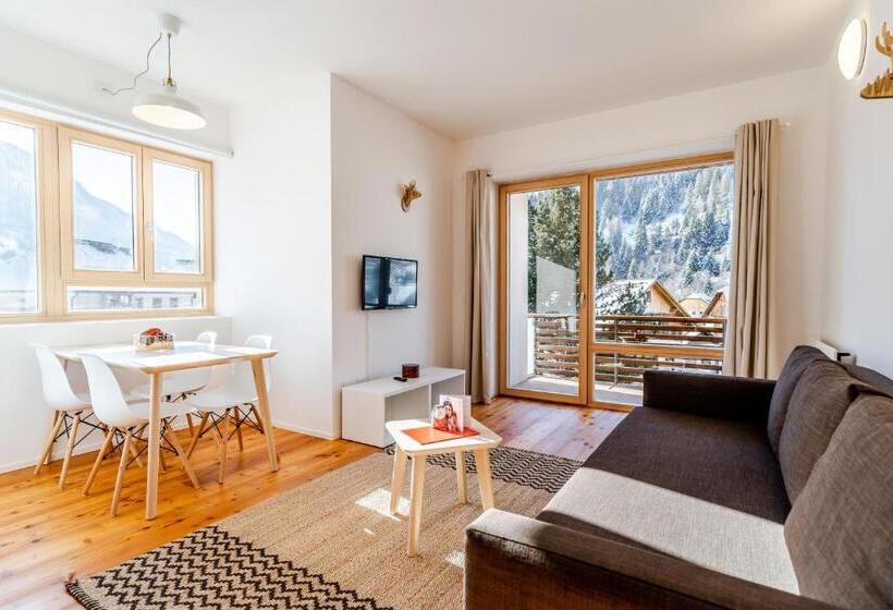 带1个卧室的带阳台的公寓, Quercus Appartements Contactless Check In