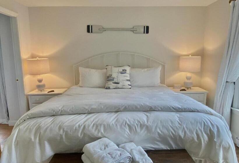 غرفة قياسية سرير كينج, Seaside Inn