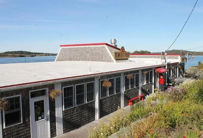 スイート, The Inn On The Wharf