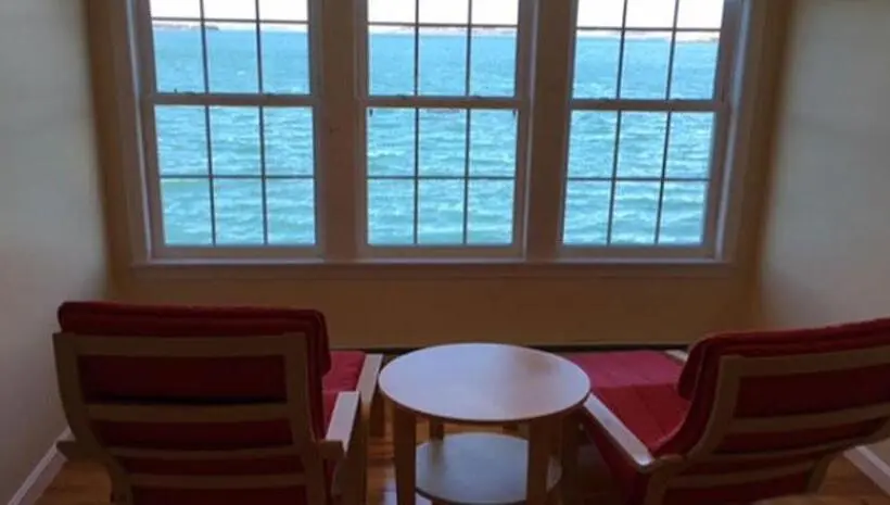 スイート, The Inn On The Wharf