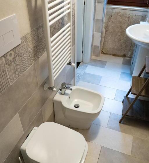 غرفة قياسية, La Sosta Di Silla