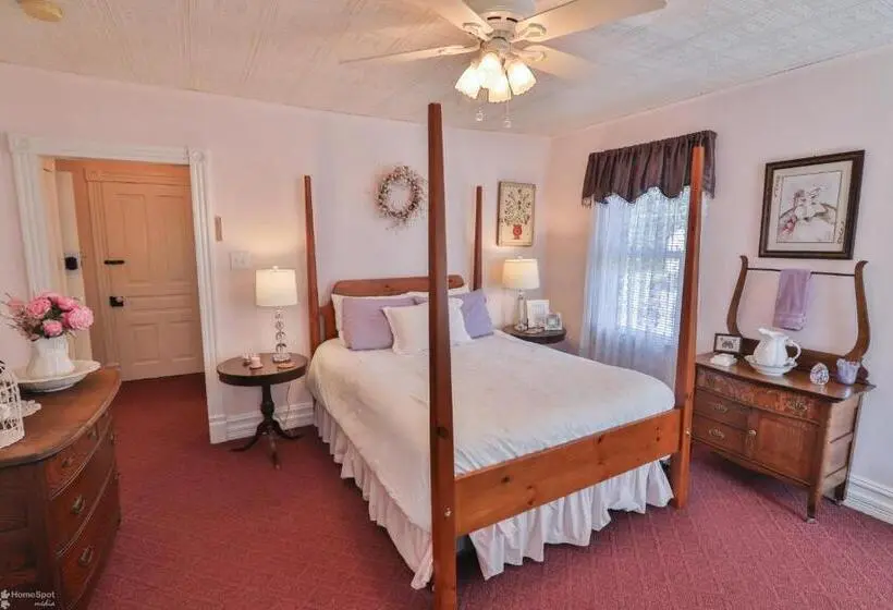 スーペリアールーム, Lizard Creek Inn