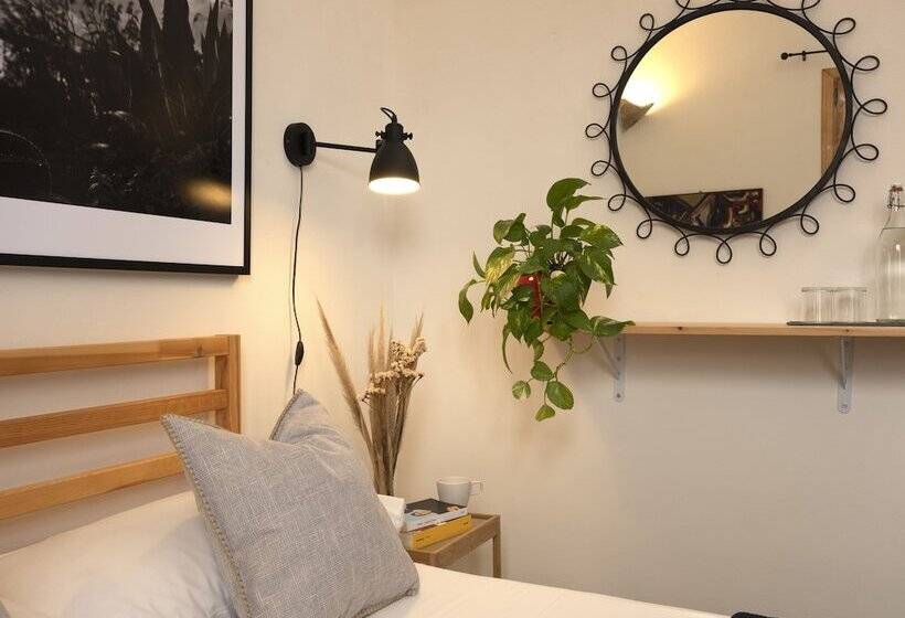 חדר סטנדרט, Stagnone Area Zero