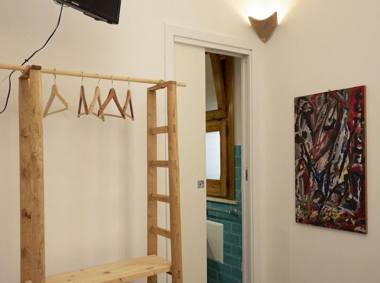 חדר סטנדרט, Stagnone Area Zero