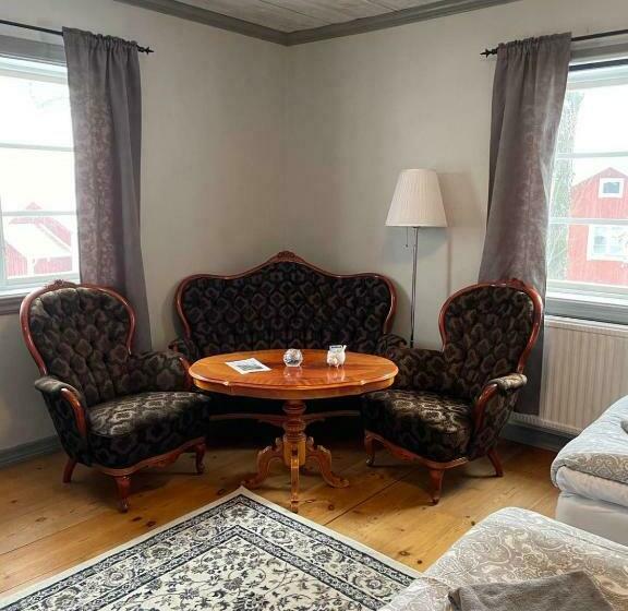 اتاق استاندارد با سرویس بهداشتی مشترک, Hallagårdens B&b