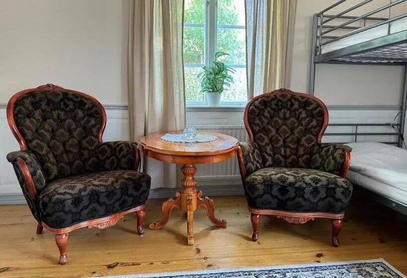 اتاق خانوادگی با سرویس بهداشتی مشترک, Hallagårdens B&b