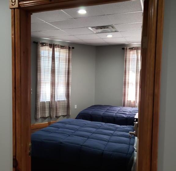 Четырехместный Номер Deluxe, Hepworth Hostel