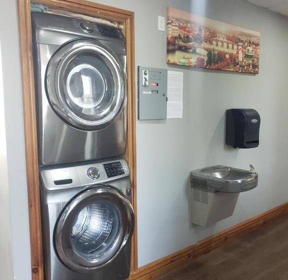 Deluxe Családi Szoba, Hepworth Hostel