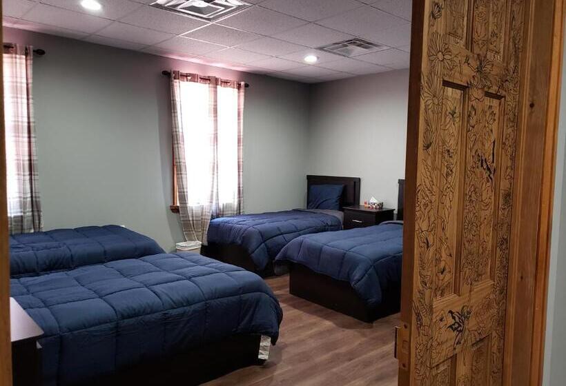Семейный Номер Deluxe, Hepworth Hostel