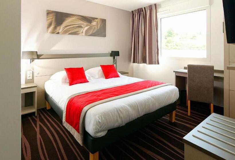 חדר משפחתי, Hôtel Akena Besançon