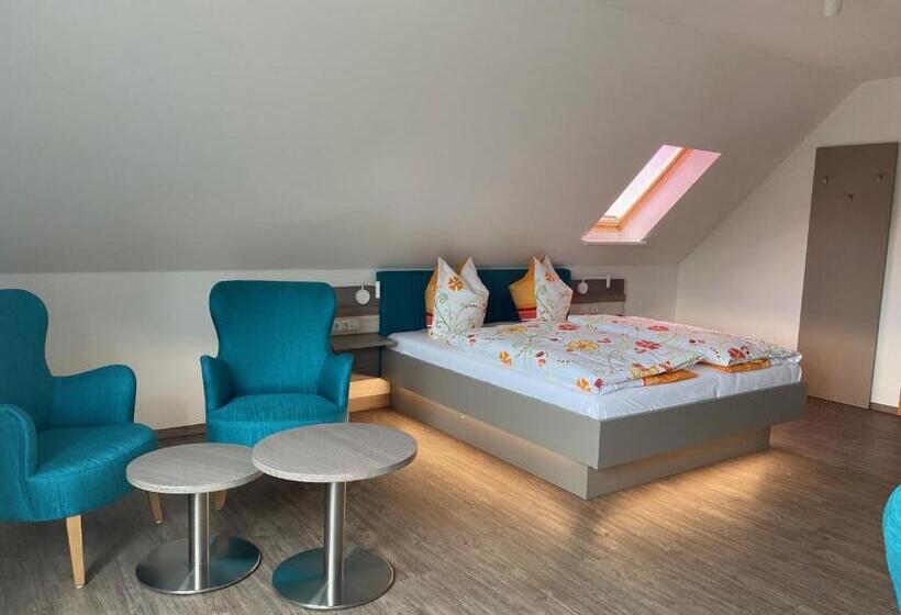 バルコニー付きスタンダードルーム, Lenzer Hafen