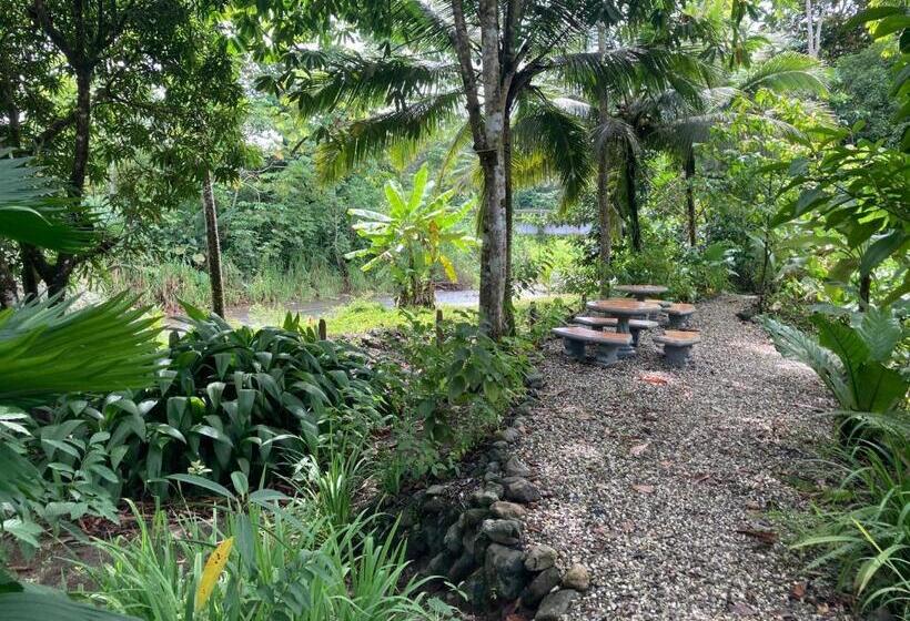 스탠다드 방갈로 정원 전망, Yejos Jungle Lodge