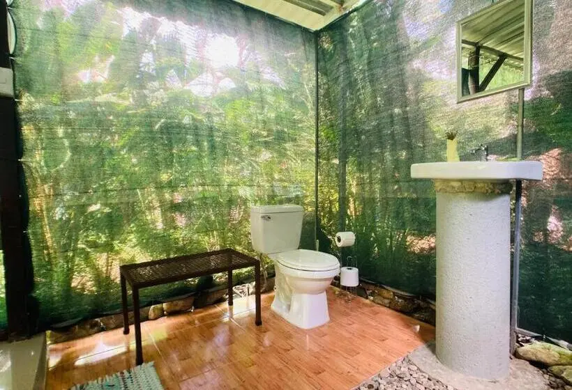 ガーデンビューのスタンダードバンガロー, Yejos Jungle Lodge