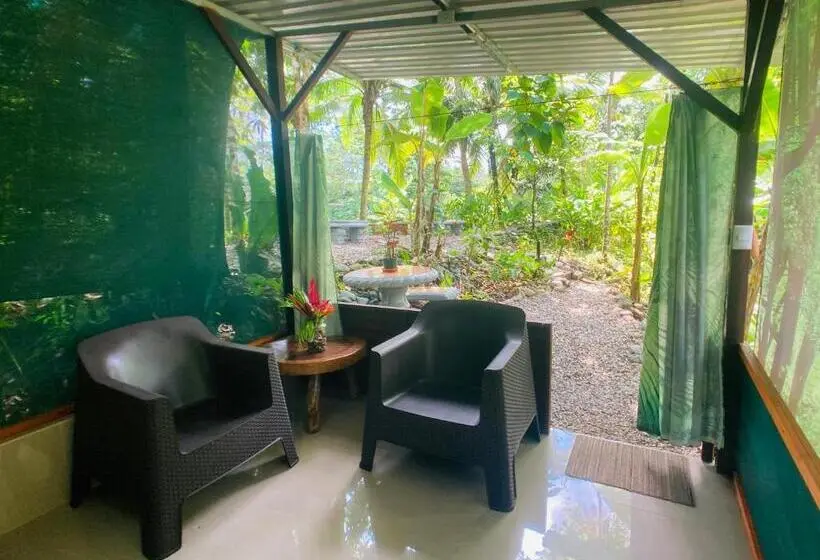 ガーデンビューのスタンダードバンガロー, Yejos Jungle Lodge