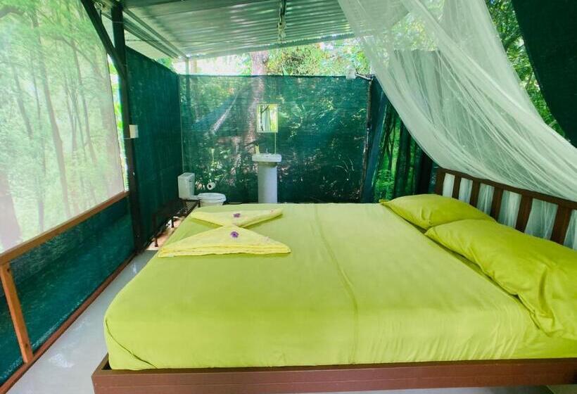 스탠다드 방갈로 정원 전망, Yejos Jungle Lodge