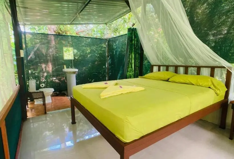 ガーデンビューのスタンダードバンガロー, Yejos Jungle Lodge